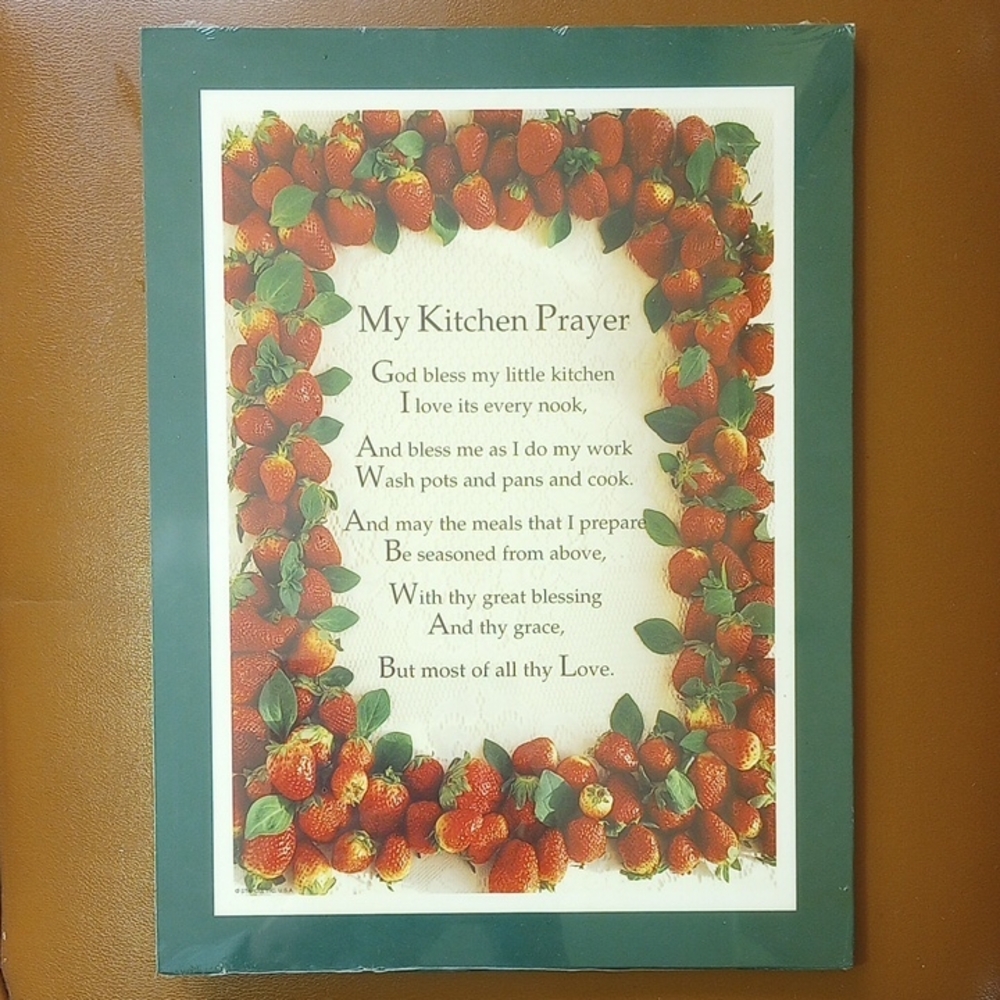 NEW Kitchen Prayer Strawberry Sign. Christian Religious Heartwarmer Gift Plaque